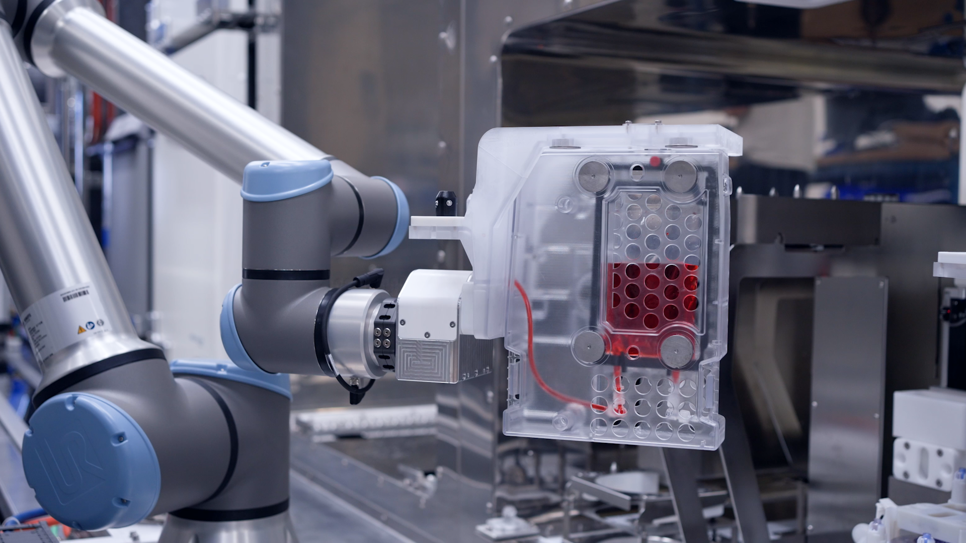 AI 新变革：Multiply Labs 规模化部署细胞疗法实验室机器人系统| NVIDIA 英伟达博客